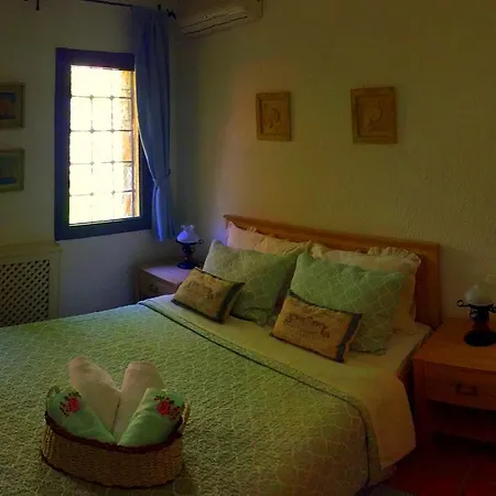 Cosy Bed & Breakfast 3*