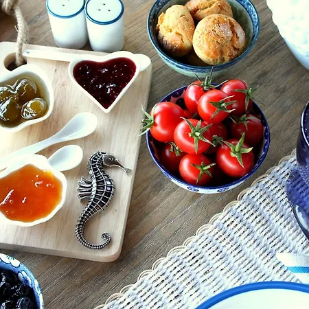 Cosy Bed & Breakfast 3*