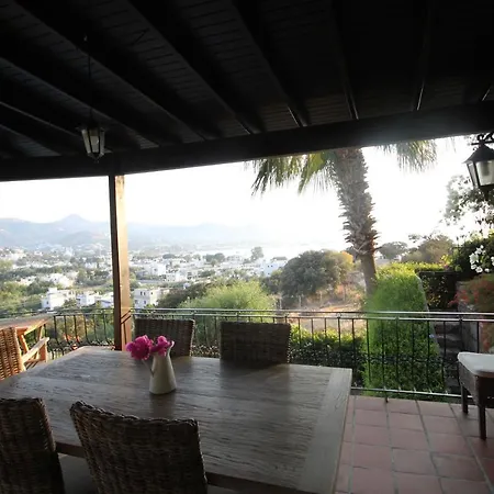 Cosy Bed & Breakfast 3*