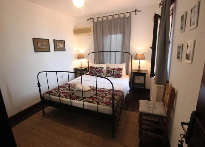 Alojamento de Acomodação e Pequeno-almoço Cosy Yalıkavak
