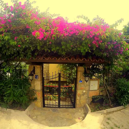 Bed & Breakfast Cosy Yalikavak